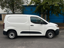 2021 Peugeot Partner 1.5L Diesel For Sale Images
