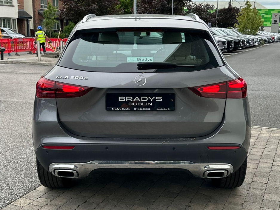 Mercedes-Benz GLA Class GLA 200d Progressive Plus*Beige Leather* — thumbnail 7