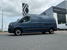 2025 Renault Master 2L Diesel For Sale Images