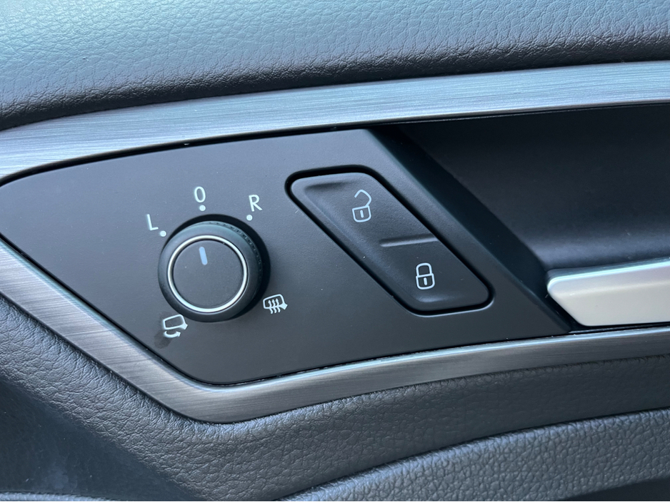 2020 Volkswagen E-Golf 0L Electric For Sale Images