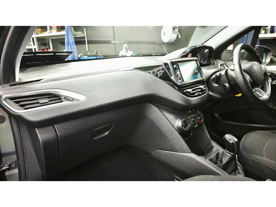 Peugeot 208 ACTIVE 1.2 68 6.2 4DR — thumbnail 23