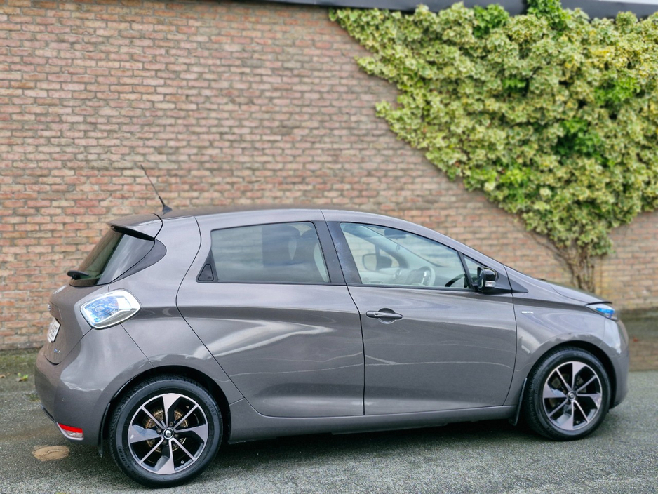 Renault Zoe SIGNATURE NAV BOSE EDTION — thumbnail 11