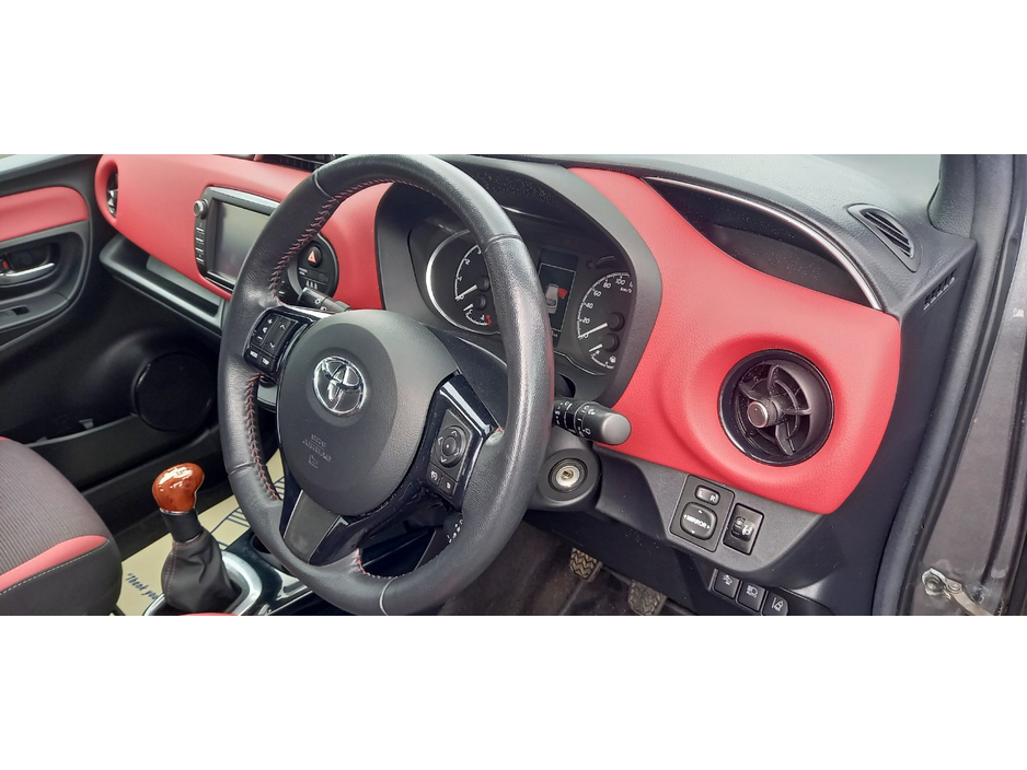 2018 Toyota Yaris 1L Petrol For Sale Images