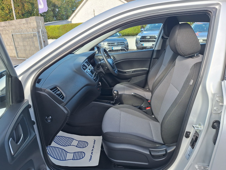 Hyundai i20 ACTIVE PETROL CLASSIC 5DR — thumbnail 7