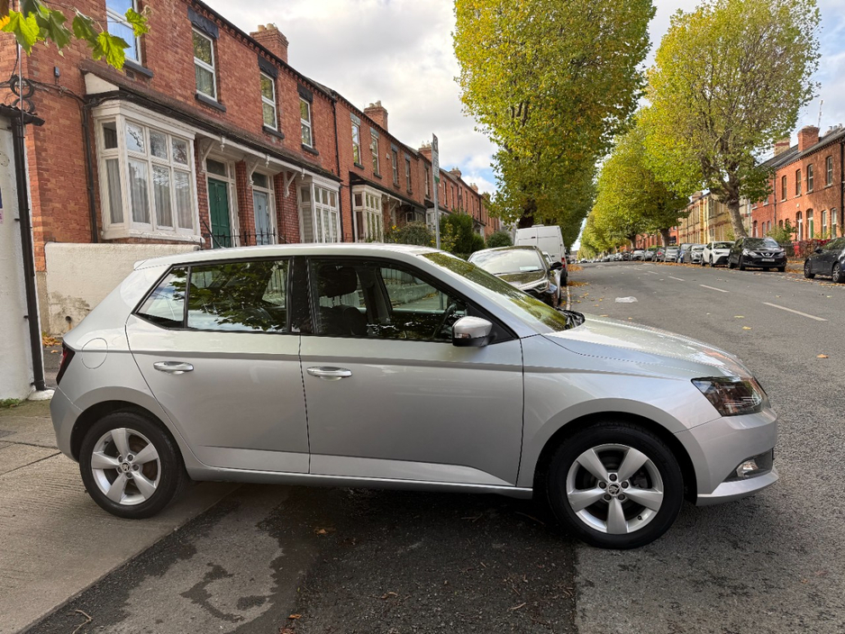 2015 Skoda Fabia 1L Petrol For Sale Images