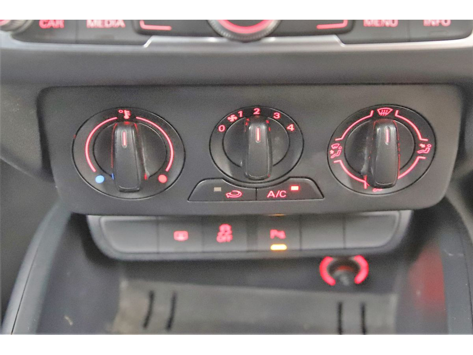 Audi A1 1.0 TFSI S-TRONIC SPORTBACK 5DR *PARK SENSORS* — thumbnail 23