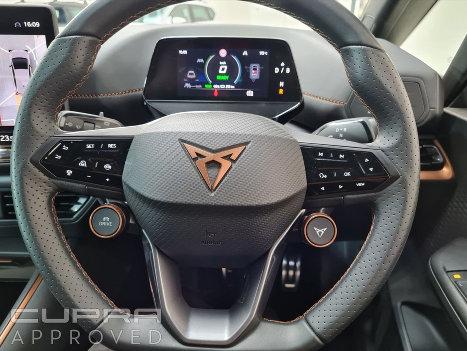 Cupra Born e-Boost 59kWh 231HP*Call John 0861913954 — thumbnail 14