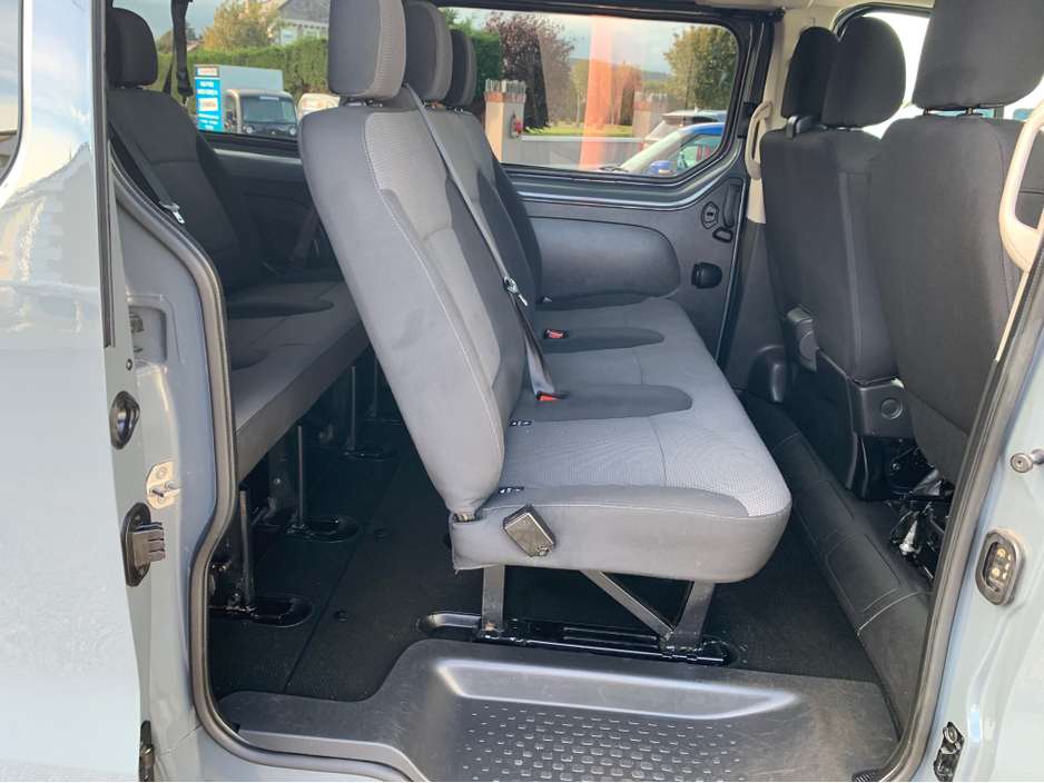 2023 Renault Trafic 2.0L Diesel For Sale Images