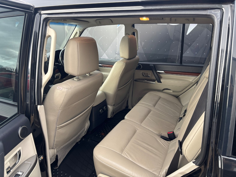 2014 Mitsubishi Pajero 3.2L Diesel For Sale Images