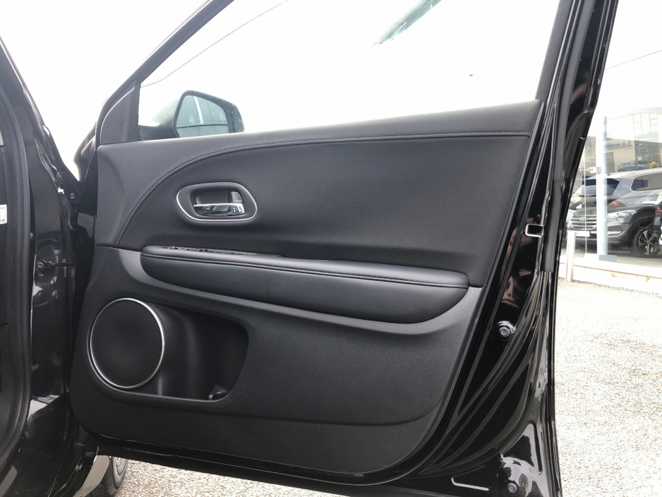 2016 Honda Vezel 1.5L Petrol Hybrid For Sale Images