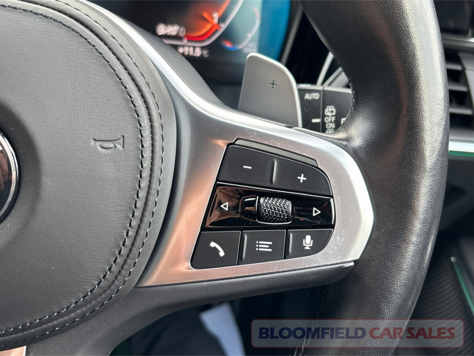 BMW 3 Series X-DRIVE, M-SPORT TOURING , AUTO // LOW MILEAGE — thumbnail 23