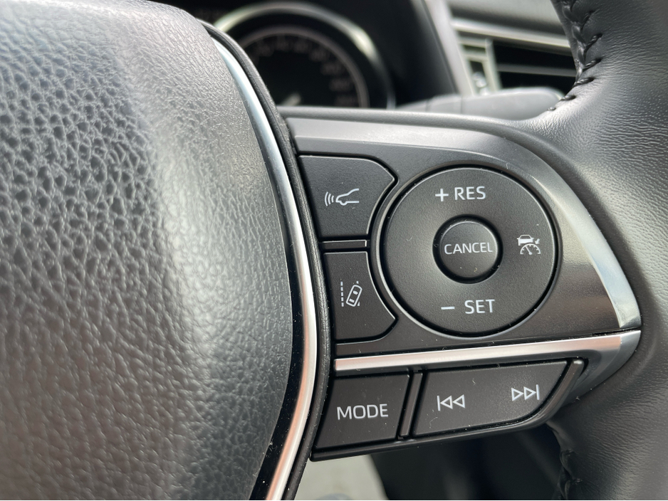 2022 Toyota Camry 2.5L Petrol Hybrid For Sale Images