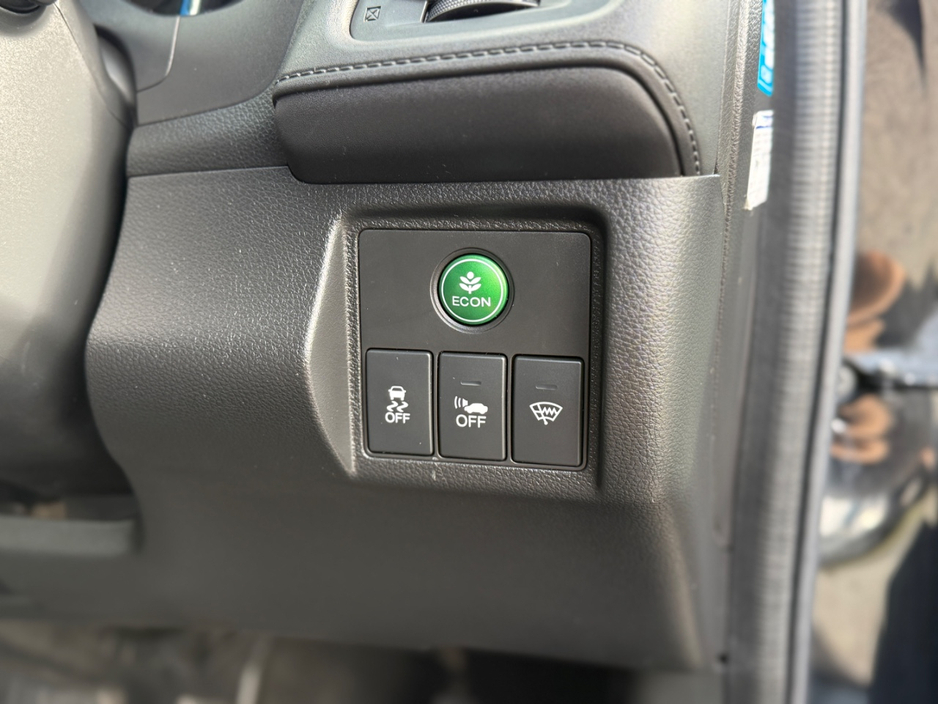 2014 Honda Vezel 1.4L Petrol Hybrid For Sale Images