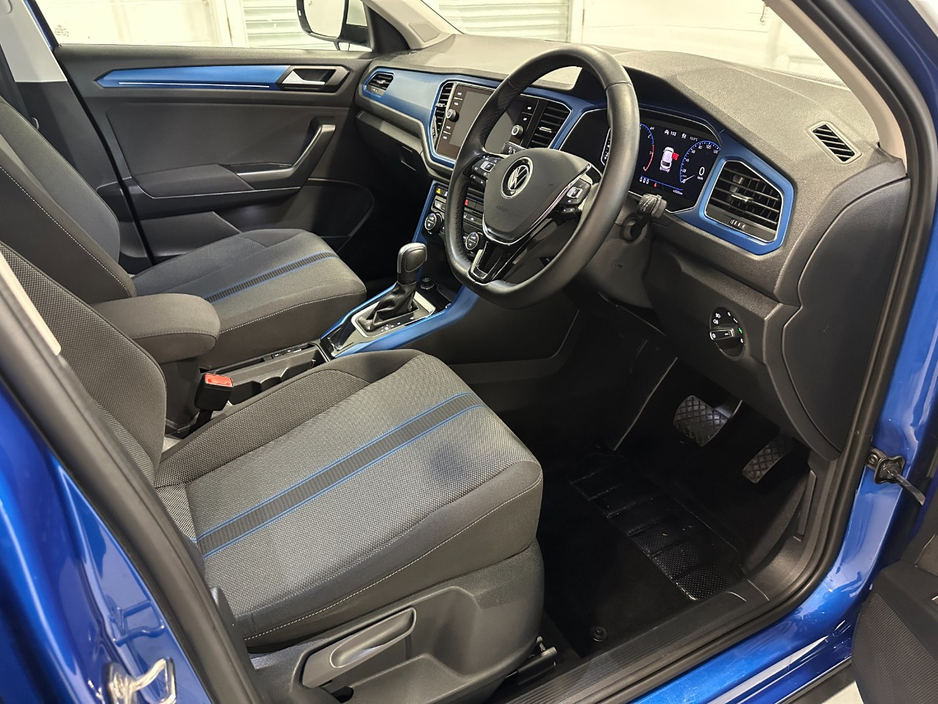 2021 Volkswagen T-Roc 2L Diesel For Sale Images