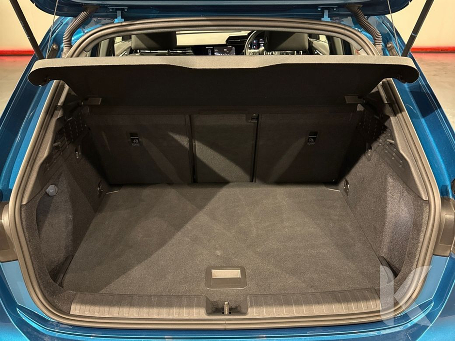 Audi A3 LIMITED EDITION MODEL - AUTOMATIC 1.0L TFSI PETROL - FACTORY ALLOYS - LED HEADLIGHTS - CRUISE CONTROL - REAR CAMERA/PARKING RADAR — thumbnail 24