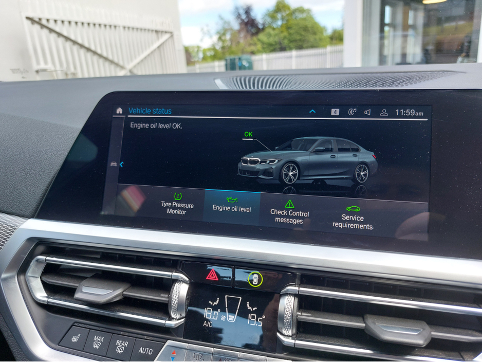 2021 BMW 3 Series 2.0L Petrol Plug-in Hybrid For Sale Images