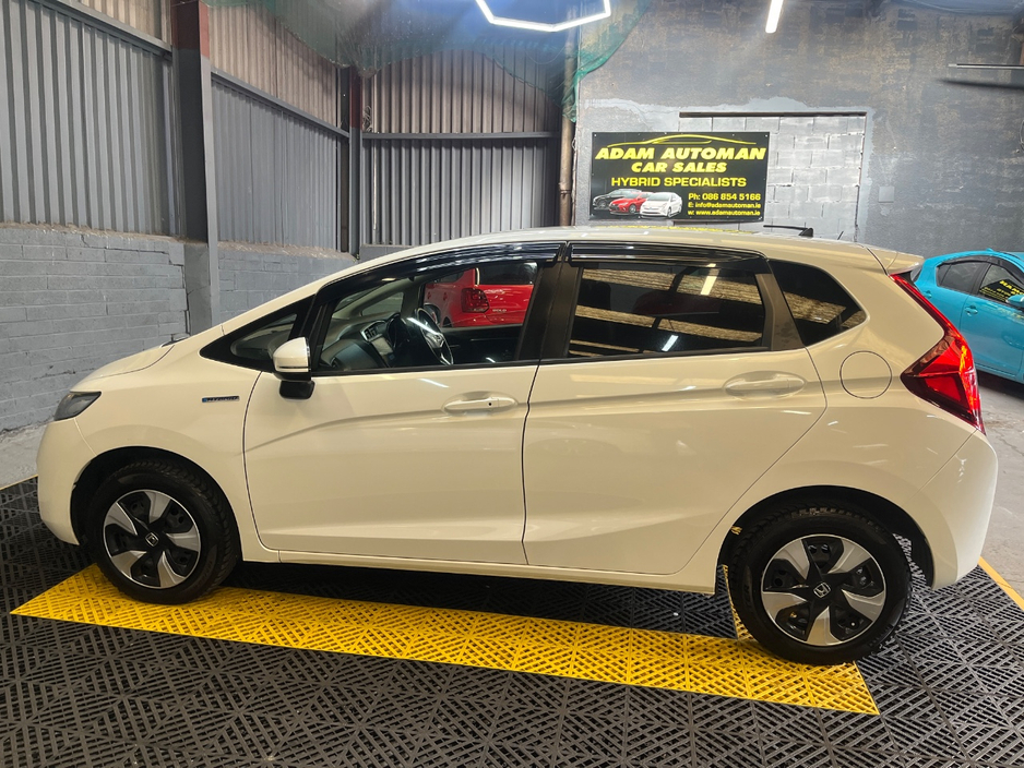Honda Fit DAA-GP6 HYBRID 5DR AUTO — thumbnail 8
