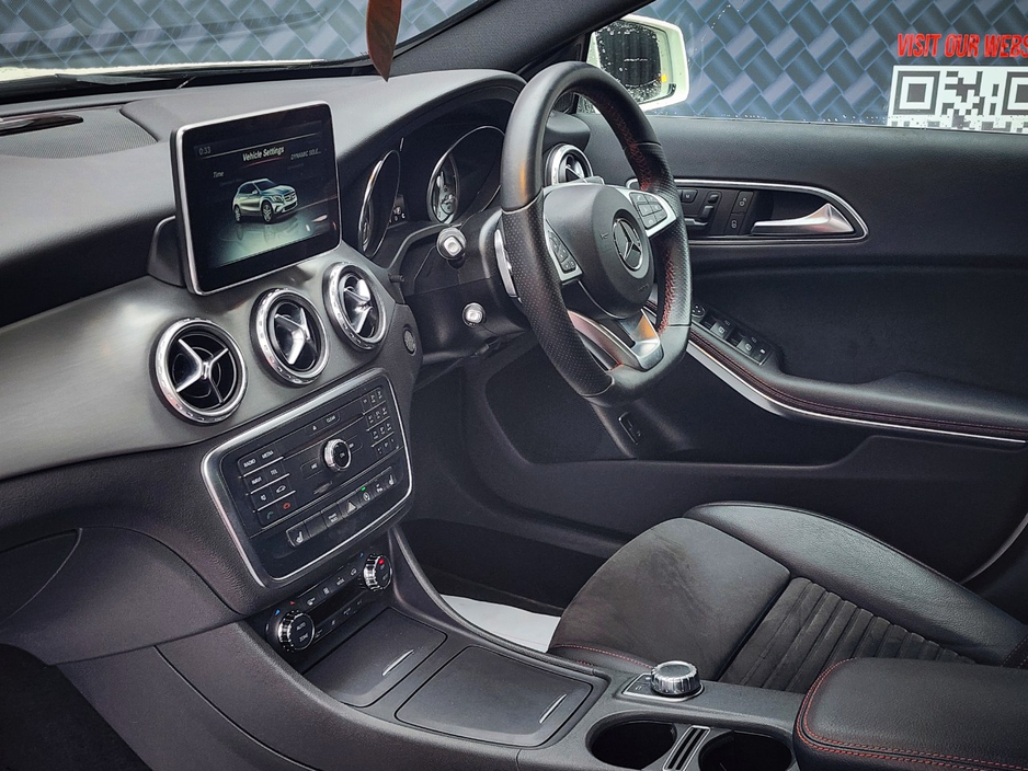 2016 Mercedes-Benz GLA Class 1.6L Petrol For Sale Images