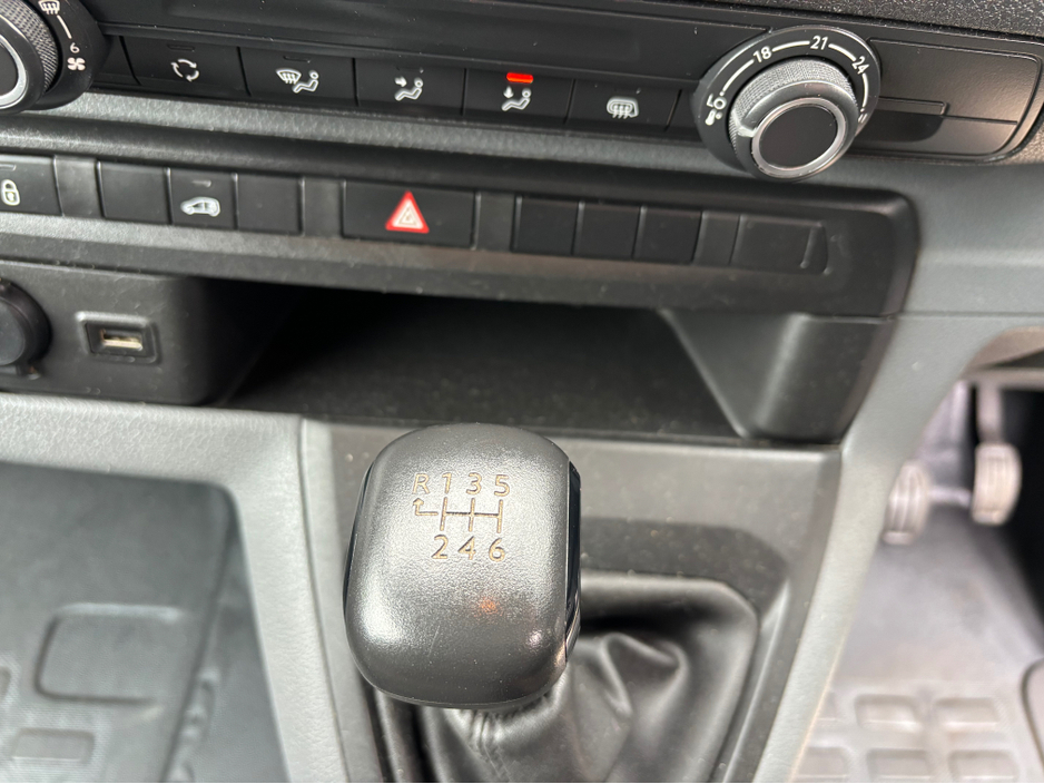 2022 Opel Vivaro 1.5L Diesel For Sale Images
