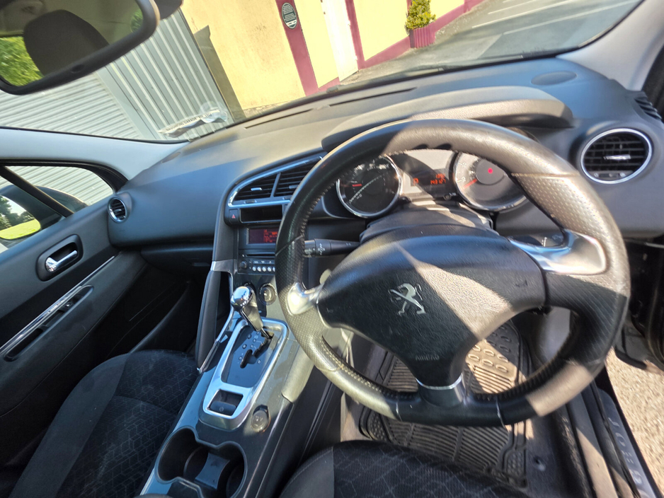 Peugeot 3008 1.6 Blue Hdi 120 bhp Active Auto S/S Eco — thumbnail 8
