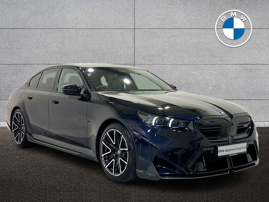 2024 BMW M5 4.4L Petrol Plug-in Hybrid For Sale Images