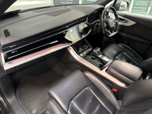 2021 Audi Q7 3L Petrol Plug-in Hybrid For Sale Images