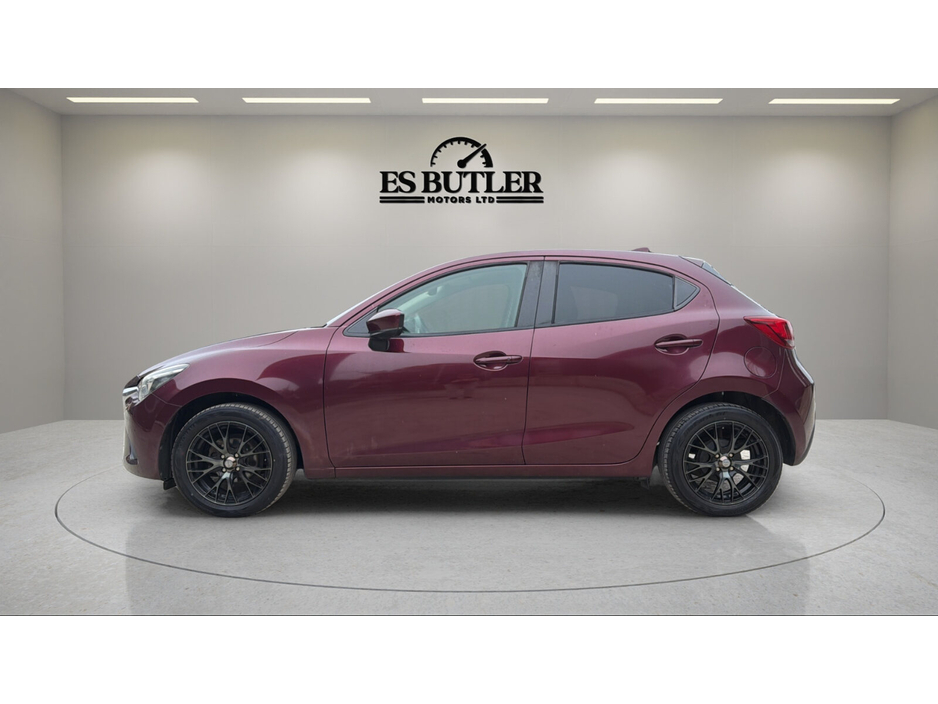 Mazda Demio — thumbnail 2