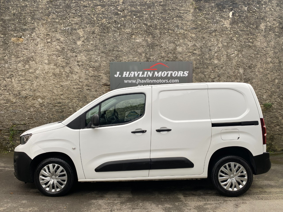 2021 Peugeot Partner 1.5L Diesel For Sale Images