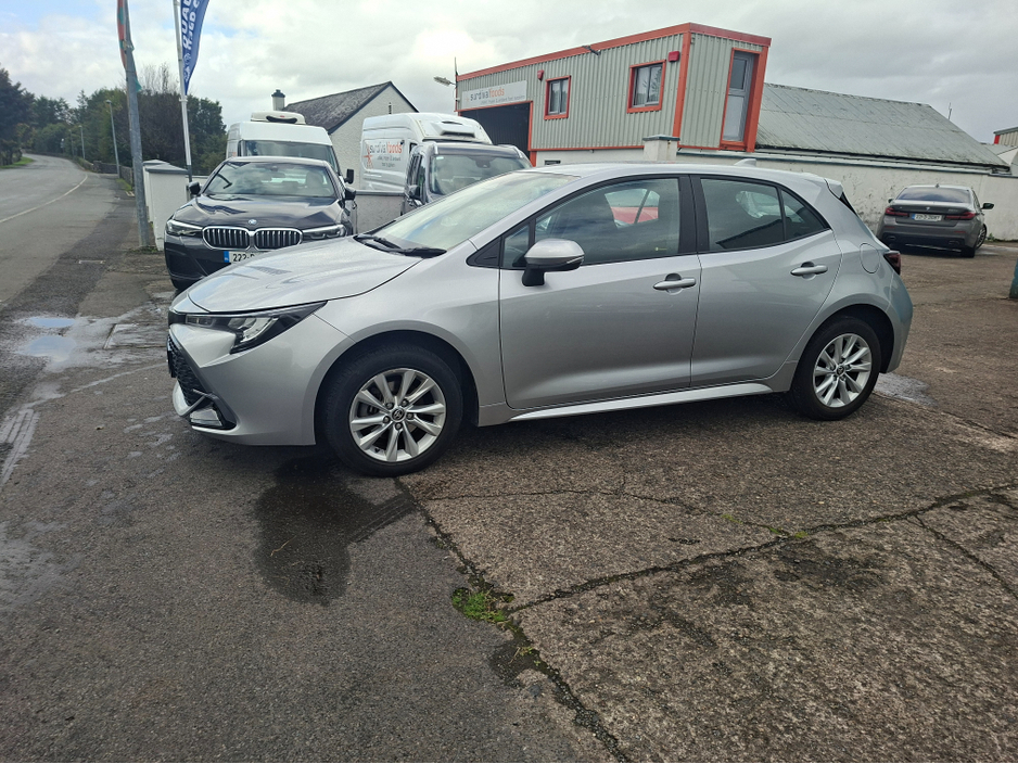 2024 Toyota Corolla 1.8L Petrol Hybrid For Sale Images