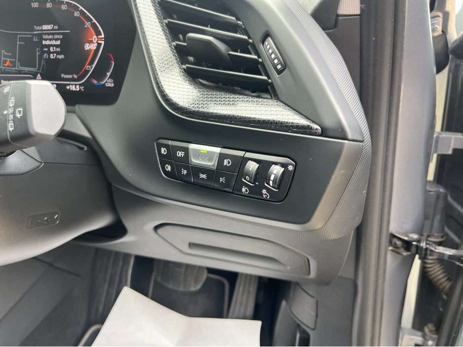 2022 BMW 1 Series 1.5L Diesel For Sale Images