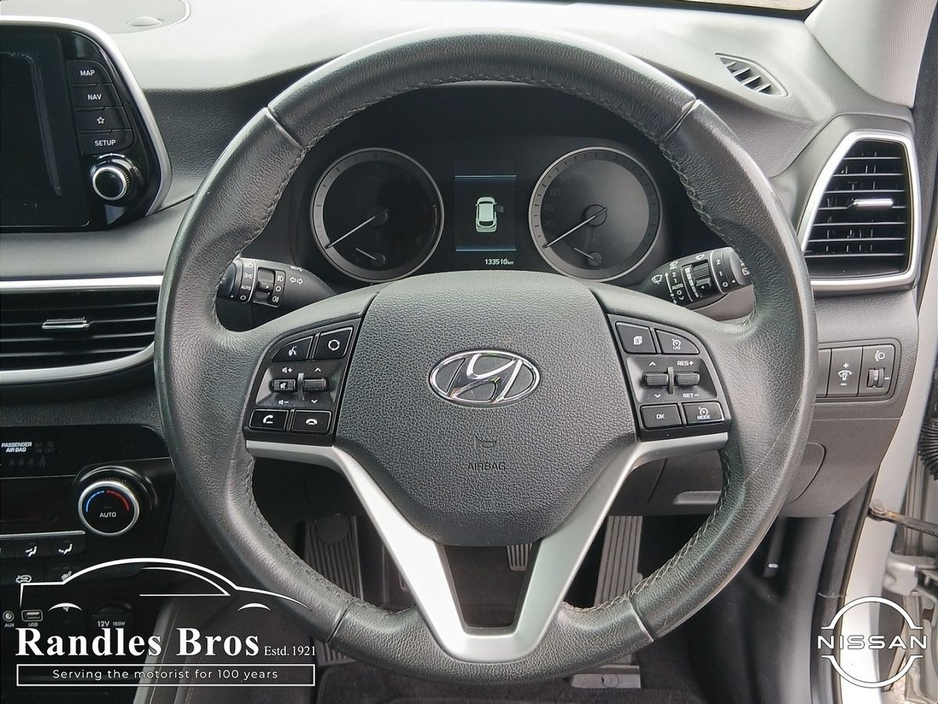 Hyundai Tucson 2WD Executive Plus — thumbnail 16