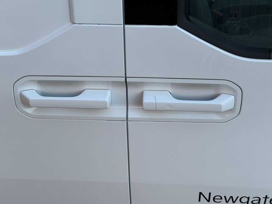 Kia PV5 K2 Cargo — thumbnail 34