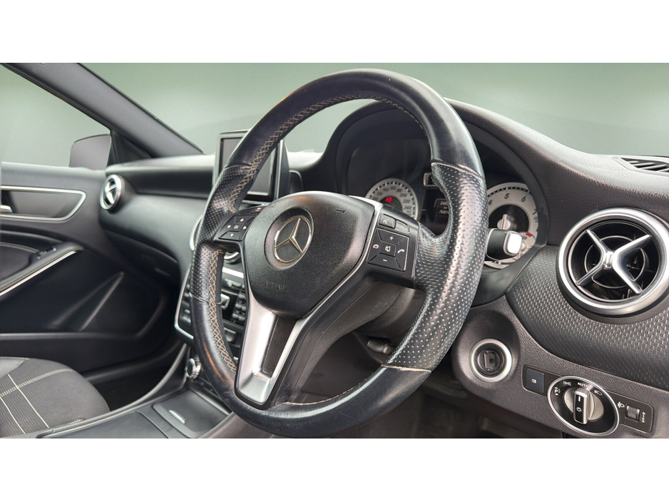 2013 Mercedes-Benz A Class 1.6L Petrol For Sale Images