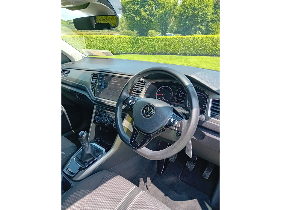 2021 Volkswagen T-Roc 1.0L Petrol For Sale Images