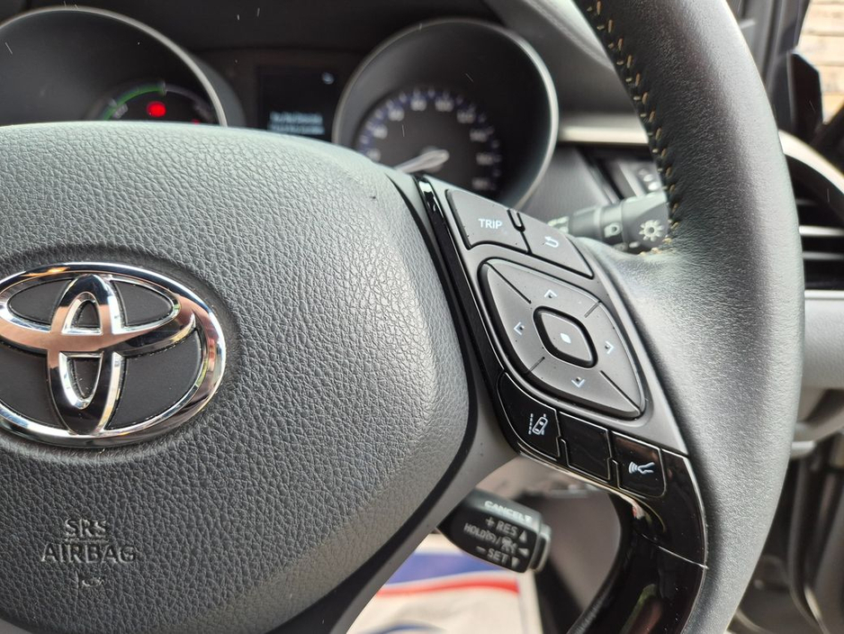 Toyota C-HR 1.8 HYBRID / SOL NERO WITH SAFETEY PACK 2 / TAX €160 — thumbnail 20