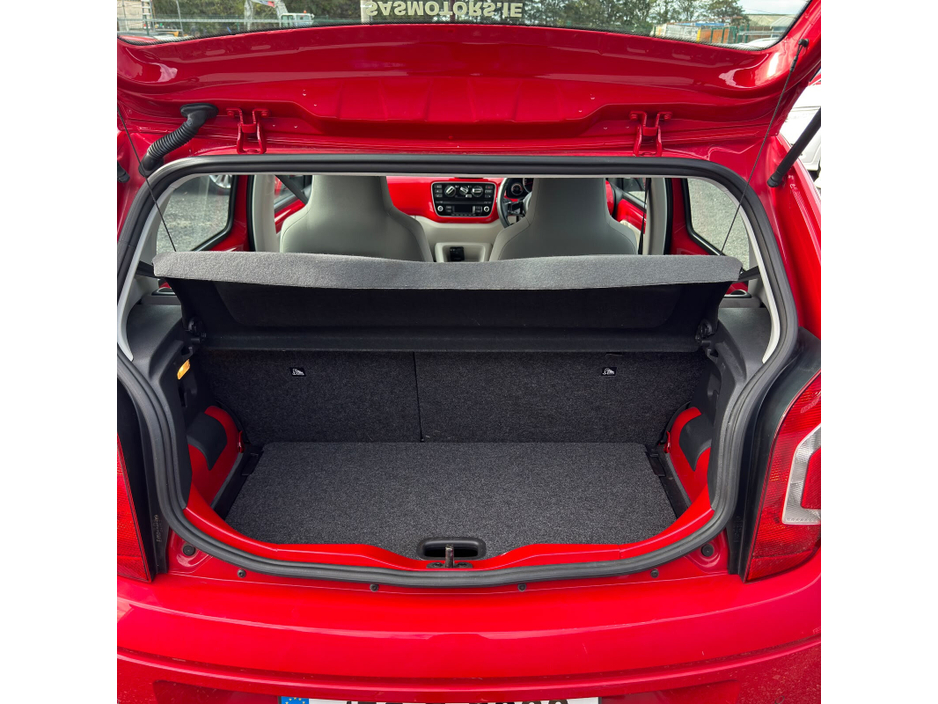 Volkswagen up! — thumbnail 11
