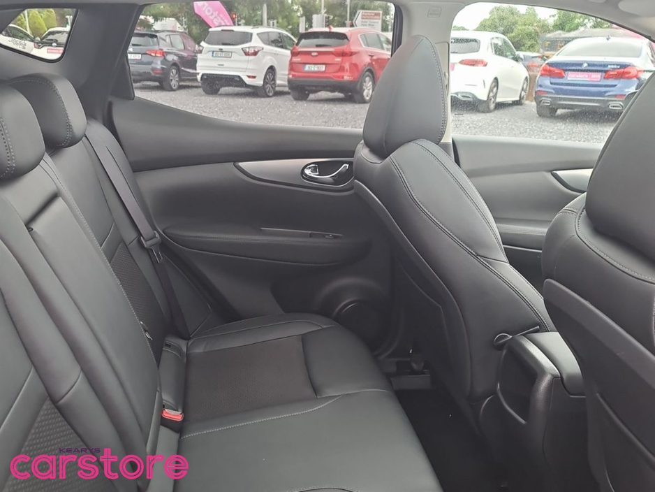 Nissan Qashqai 1.5 DSL Auto PREMIUM — thumbnail 13