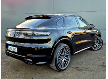 2023 Porsche Cayenne 3.0L Petrol Plug-in Hybrid For Sale Images