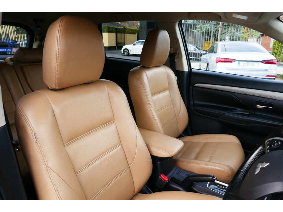 2015 Mitsubishi Outlander 2.3L Diesel For Sale Images