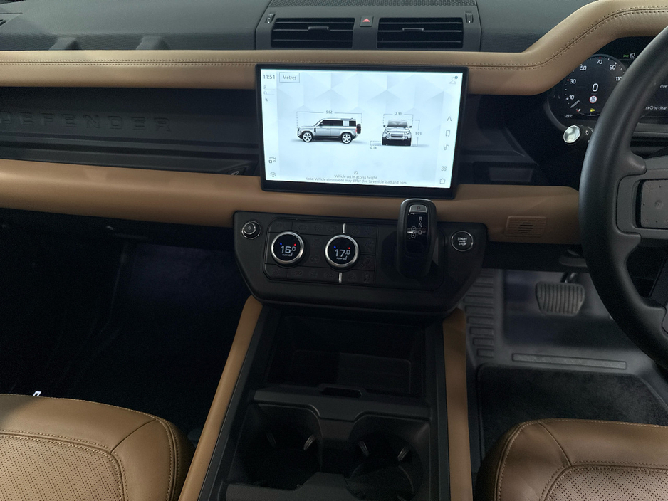 2026 Land Rover Defender 3L Diesel For Sale Images