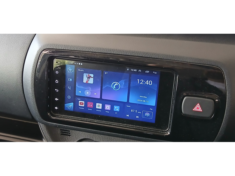 2017 Toyota Vitz 1.5L Hybrid For Sale Images