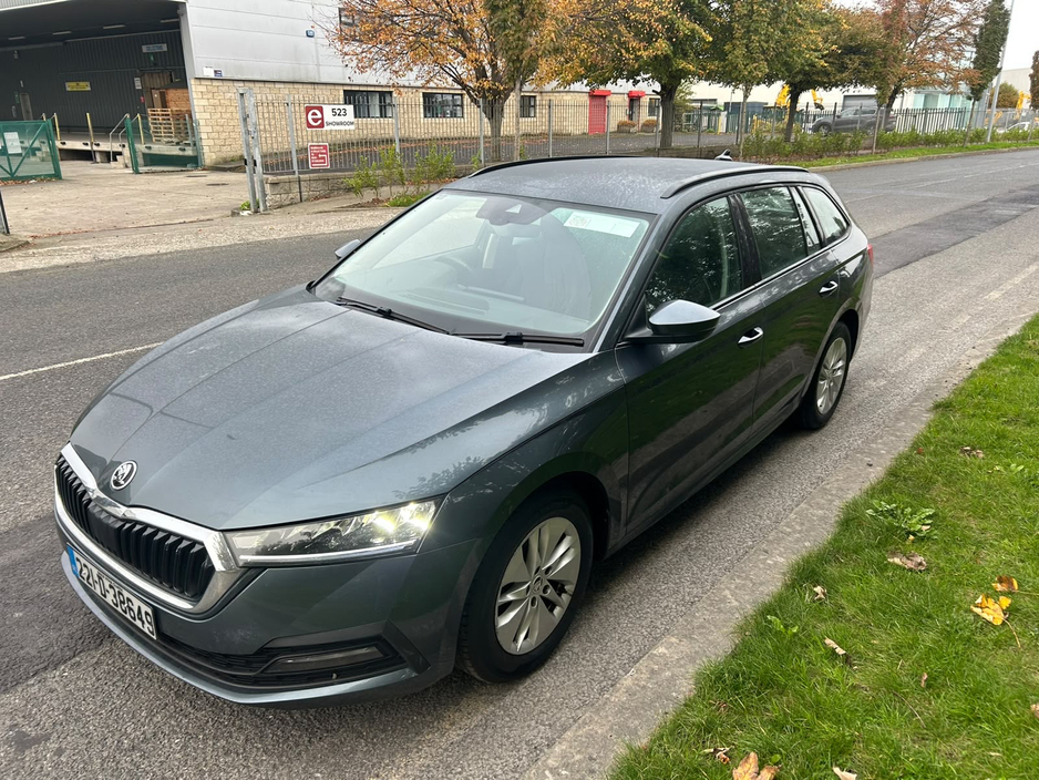 2022 Skoda Octavia 1L Petrol For Sale Images
