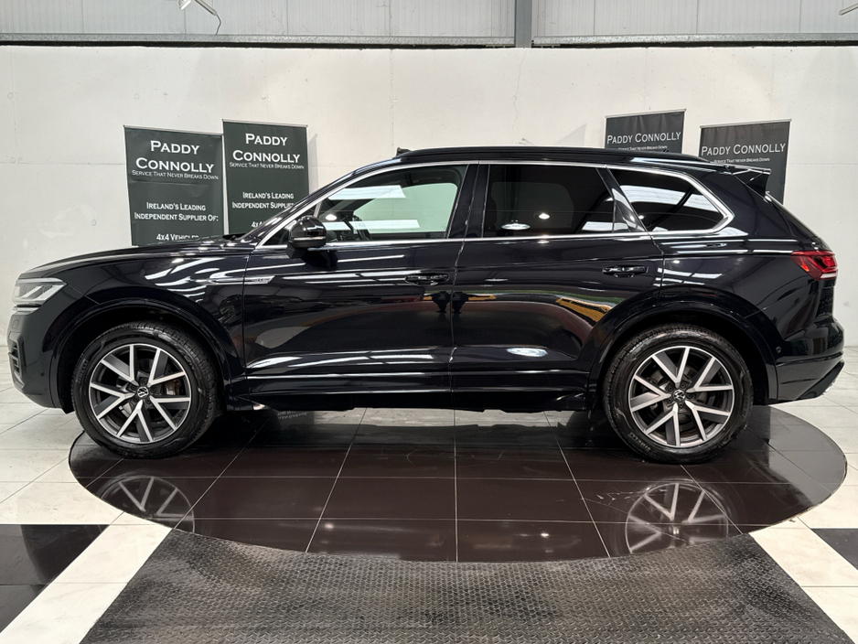 2021 Volkswagen Touareg 3L Diesel For Sale Images