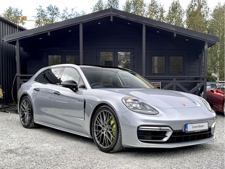 2023 Porsche Panamera