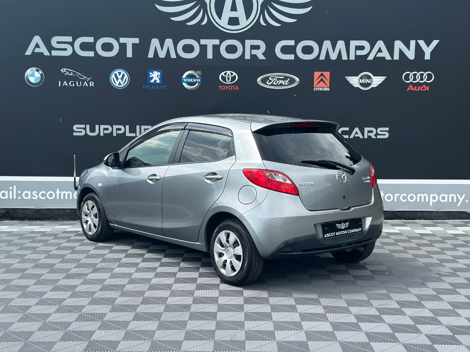 Mazda Demio 1.3 Petrol Automatic — thumbnail 6