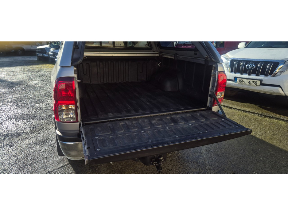 2017 Toyota Hilux 2.4L Diesel For Sale Images