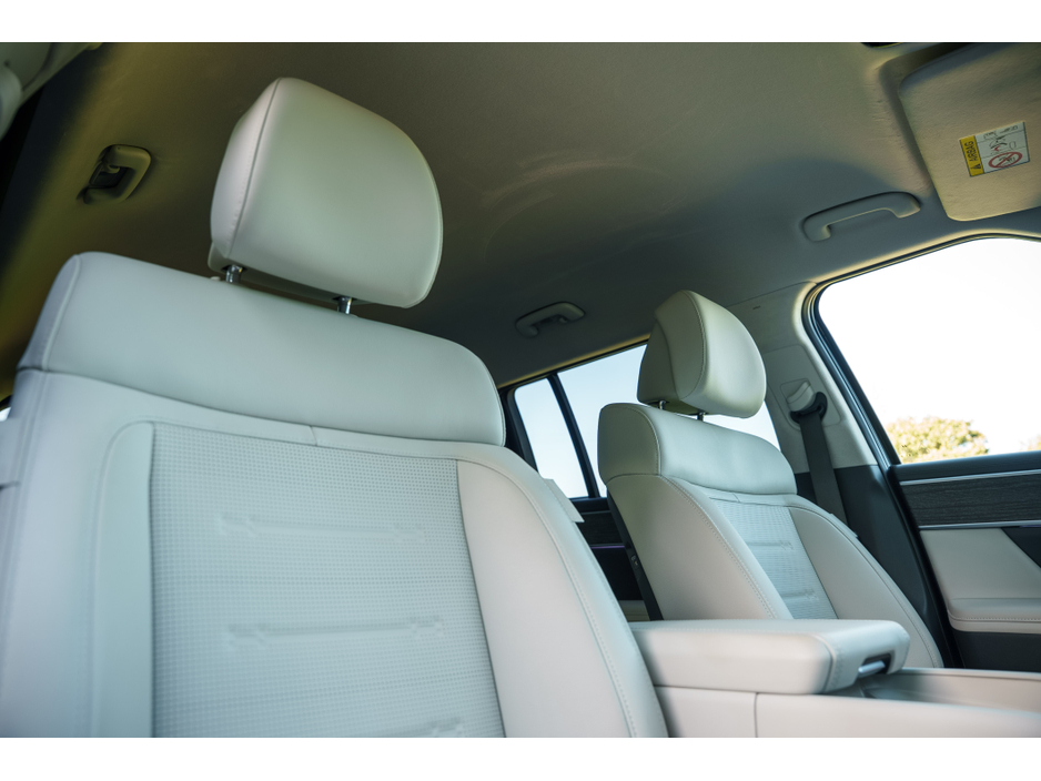 2025 Hyundai Santa Fe 1.6L Petrol Plug-in Hybrid For Sale Images