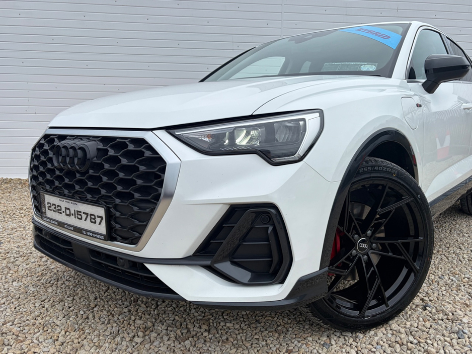 2023 Audi Q3 1.4L Petrol Plug-in Hybrid For Sale Images