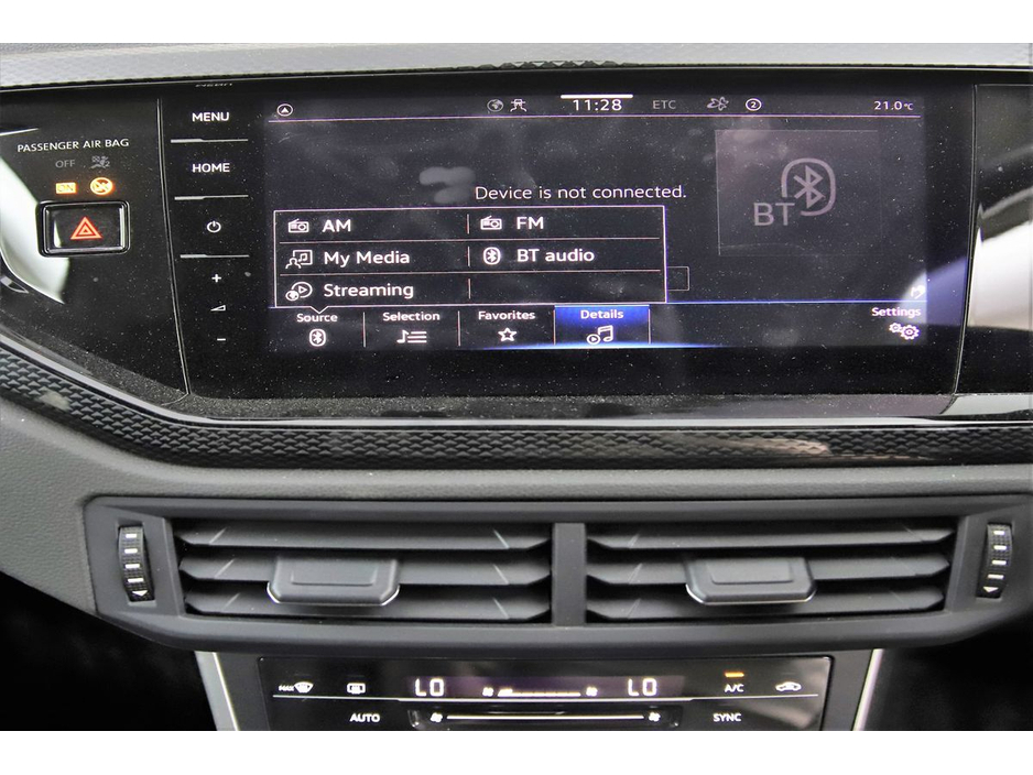 Volkswagen Polo 1.0 TSI DSG LIFE *CARPLAY*REVERSE CAM*PARK SENSORS* — thumbnail 19