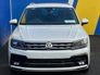 2019 VOLKSWAGEN TIGUAN R-LINE 1.4 TSI AUTO // 4 HEATED SEATS // 360 DEGREE PARKING CAMERA // HEADS-UP DISPLAY // FULL SERVICE HISTORY